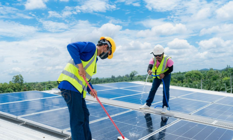 Top Reasons Why Solar Panels Lose Efficiency and How Cleaning Helps