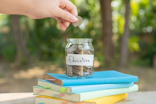Comparing the Best Financial Strategies to Support Your Child’s Future in the UK, USA, and Canada