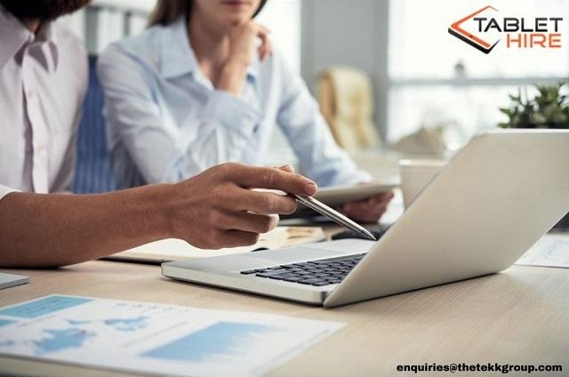 Top 5 Benefits of Renting Laptops for Corporate Events & Training Programs